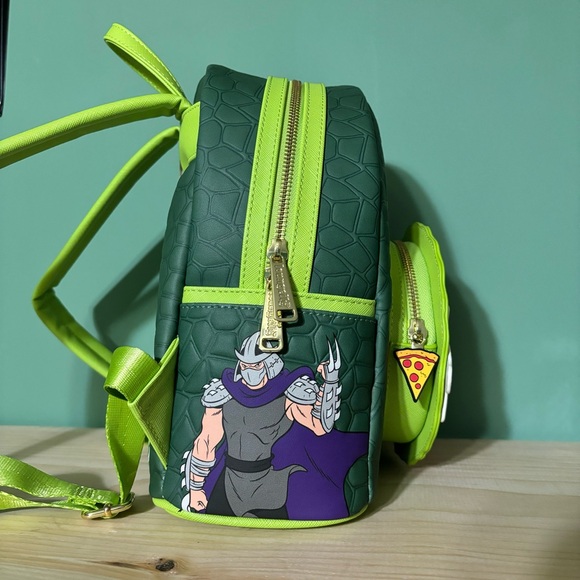 Loungefly Nickelodeon TMNT Teenage Mutant Ninja Turtles Mini Backpack Pizza NWT - Picture 4 of 13